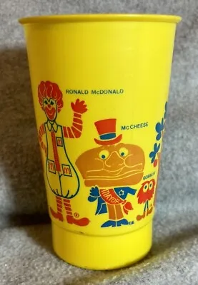 Vintage 1970s Ronald McDonald & Friends Yellow Plastic Cup McDonald’s Hamburglar • $3.40