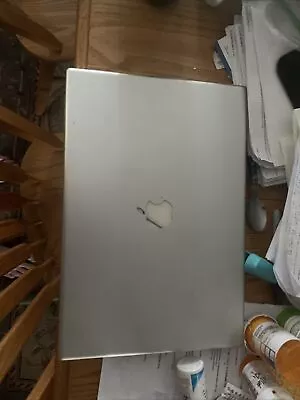 Apple MacBook Pro A1226  15.4  Laptop - MA895LL/A (June 2007) • $130