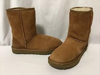 UGG 1016223 Classic Short II Women’s Boots Size 9 Chestnut EUR 40/UK 7 .....R107 • $29.99