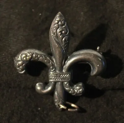 Lapel Pin Vintage Silver Plated Fleur De Lis Watch Or Cameo • $15