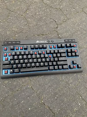 Corsair K63 Wireless Gaming KEYBOARD (will Arrive Without More Keys) • $35