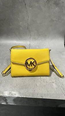 Michael Kors Hudson Large Phone Leather Crossbody Shoulder Bag Yellow/Gold • $115