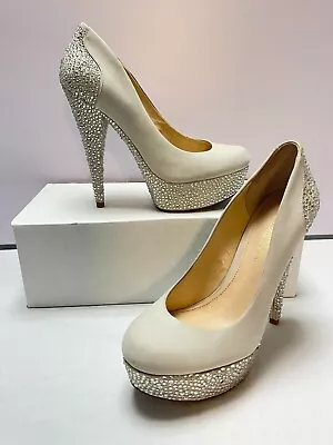 1008-Enzo Angiolini Beccalyn Beige Suede Rhinestone Pumps • $50