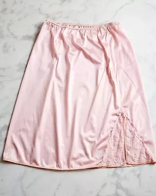 VINTAGE MAIDENFORM Sweet Nothings Half Slip W LACE - PINK Nylon  Sz LG • $19.99