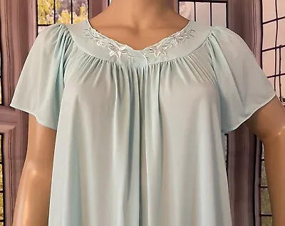 Miss Elaine Classics AQUA Embroidered XL Flutter Sleeve Long Nightgown • $29.90