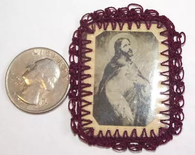 Vintage Religious Embroidered Jesus Scapular With Pope Joannes Verse Paper • $10