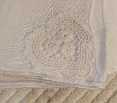 Vintage Cream Linen Napkins White Embroidery Lace Edges 12x17 Set Of 8 • $14.95