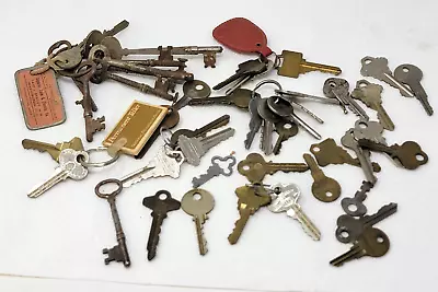 Huge Lot Of Vintage Misc Cut Keys LOCK HOUSECARS For Craft Steampunk + • $10.45