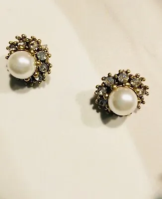 New J Crew Factory Pearl Stud Earring Vintage Gold • $15