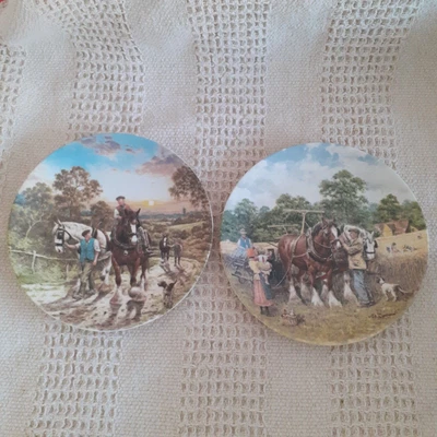 £4 • Buy 2 X Vintage Limited Edition 'Life On The Farm' Picture Display Plates Wedgwood