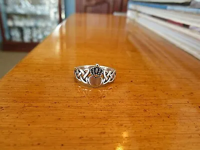 Vintage Sterling Silver Claddagh Celtic Ring With Crown Heart Size 6 Hallmark Cw • $29.95