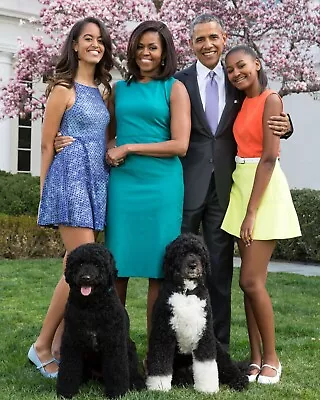 President Barack Obama Michelle And Family 8x10 Glossy Photo Picture Image #2 • $3.99