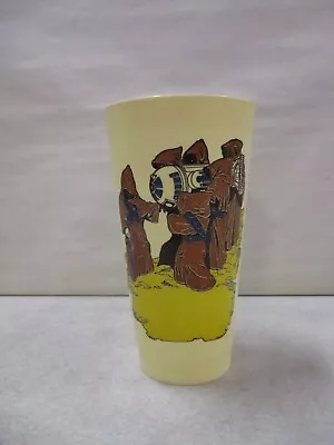 1977 Coca Cola Star Wars Plastic Cup Jawa's Carrying Off R2-D2 • $5.90