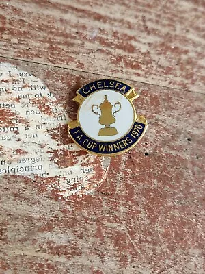 CHELSEA  F C - OLD  1970  F A   CUP  WINNERS COLLECTABLE  Football Pin  BADGE • £9.49