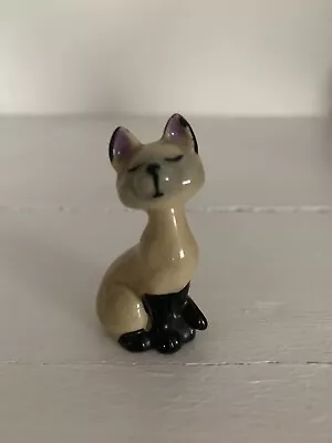 Vintage Disney WADE Figure -AM The Siamese Cat (Lady And The Tramp) • £3.50