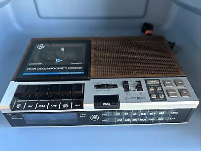 Vintage GE 7-4956B AM FM Clock Radio Cassette Player Alarm Clock Tested Works!! • $28