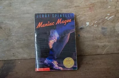Maniac Magee By Jerry Spinelli Scholastic Book • $3