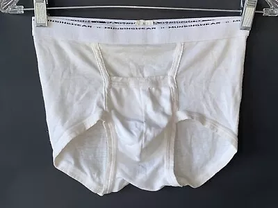 Munsingwear Mens White Size 32 Kangaroo Pouch Underwear  Brief • $59.90