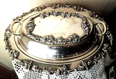 Antique EPNS SilverPlate Server W/lid Grape Motif Hallmarked 9  X 12  Sheffield • $24