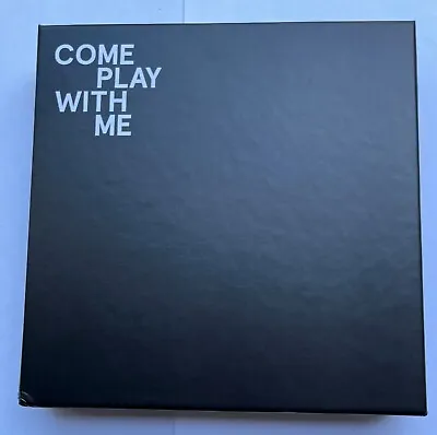 £4 • Buy Come Play With Me 7  Singles Box Excellent Condition