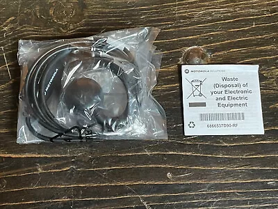 NEW Motorola HKLN4604B Swivel Earpiece For RDU2020 RDV2020 DTR550 DTR600 DTR700 • $29