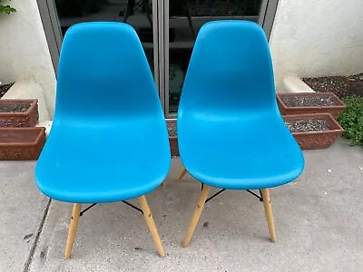 Mid Century Modern Style Paris-2 Side Chairs With Natural Legs In Turquoise Pair • $60
