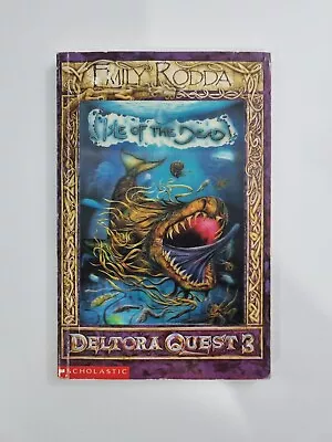 DELTORA QUEST 3: ISLE OF THE DEAD 2005 Holo Special Edition Book Emily Rodda • $11.50