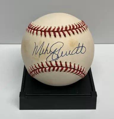 Mike Schmidt Phillies Signed Autographed Baseball With COA & Display Cube • $65