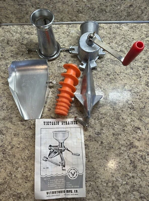 $35 • Buy Vintage Victorio 200 Food Strainer Tomato Fruit Juicer Sauce Canning Used PARTS