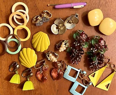 Lot/19 Vintage Costume Estate Jewelry AVON Earrings Clip-On Rings Flowers • $14