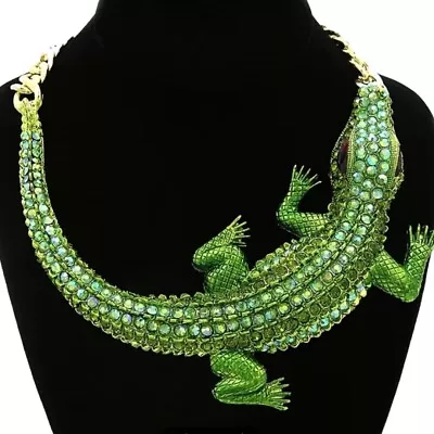 Women Green Choker Necklace In Alligator Shape Decorated With Green Rhinestones • $14.40