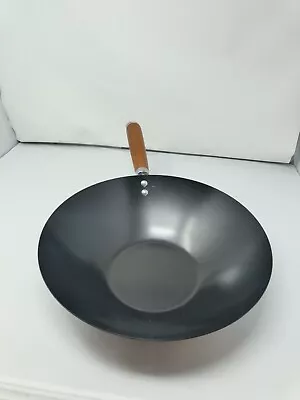 Nutmeg Carbon Steel Wok 30cm • £12