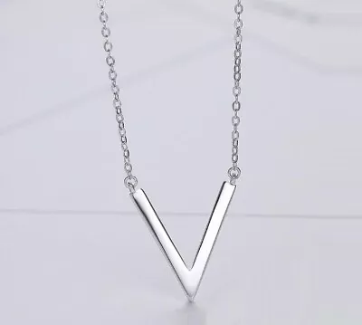 $8.99 • Buy V-Shape Silver SP Pendant Chain Necklace
