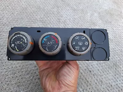 2004-2005 OEM Nissan Titan AC Heater Climate Control OEM #27500-8S211 A/C 04 05 • $125