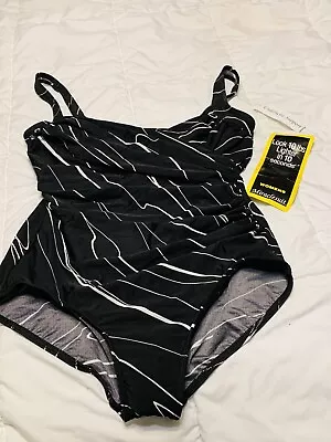 NWT Womens Miracle Suit Slimming Swimsuit Size 18 New • £17.81