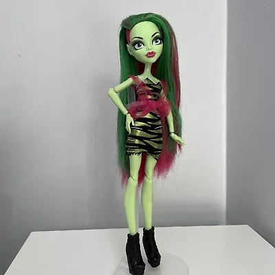 Monster High G2 Party Ghouls VENUS McFLYTRAP Dressed W/ Shoes (NO STAND) • $25.60