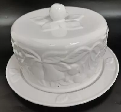 Marks & Spencer Cake Pastry Dish White Embossed Fruit Tableware 28.5cm • £9.99