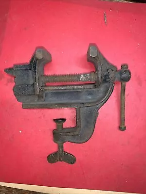 Vintage 2 1/4” Wide Unbranded Bench Vise • $9.99