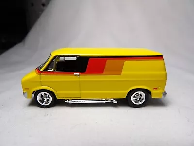 1977 Dodge D-150 Van         2002 Johnny Lightning Boogie Vans    1:64 Die-cast • $12.99