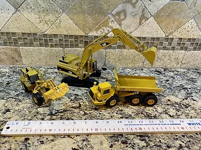 Lot 3 Preowned Die Cast Caterpillar Excavator Dump Truck Loader Norscot ERTL • $12.99