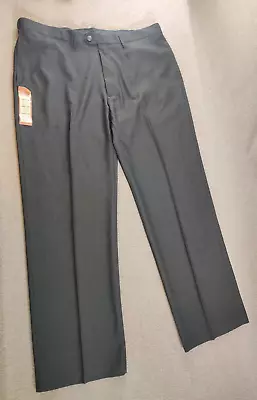 Haggar Mens Classic Fit Flat Front Crossweave Heather Khaki Black Pants 42X32 • $16.99