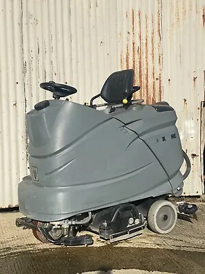 Karcher B140R Ride-On Floor Cleaning Machine Sweeper Scrubber Dryer Buffer • £4600