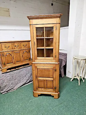 Antique/reproduction Oak Distressed Corner Cabinet/solid Oak Corner Unit • £175