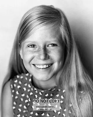 Eve Plumb As  Jan  In  The Brady Bunch  - 8x10 Publicity Photo (ee-313) • $8.87