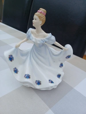 £0.99 • Buy Royal Doulton Figurines Pretty Ladies