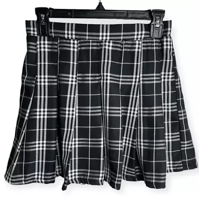 Charlotte Russe Plaid Pleated Tennis Mini Skirt (Black/White) - Small • $10
