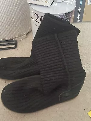 Knitted Ugg Boots Size UK 5.5 Black • £10