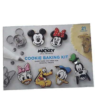 Williams Sonoma NEW Disney Mickey & Friends Cookie Baking Kit 21 Pieces • $17.99