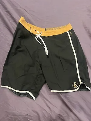 Volcom  Trunks Mens Size 33 Surfing Beach • $14