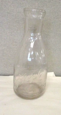 $24.99 • Buy Vintage Tech Milk Youngstown Ohio One Quart Bottle